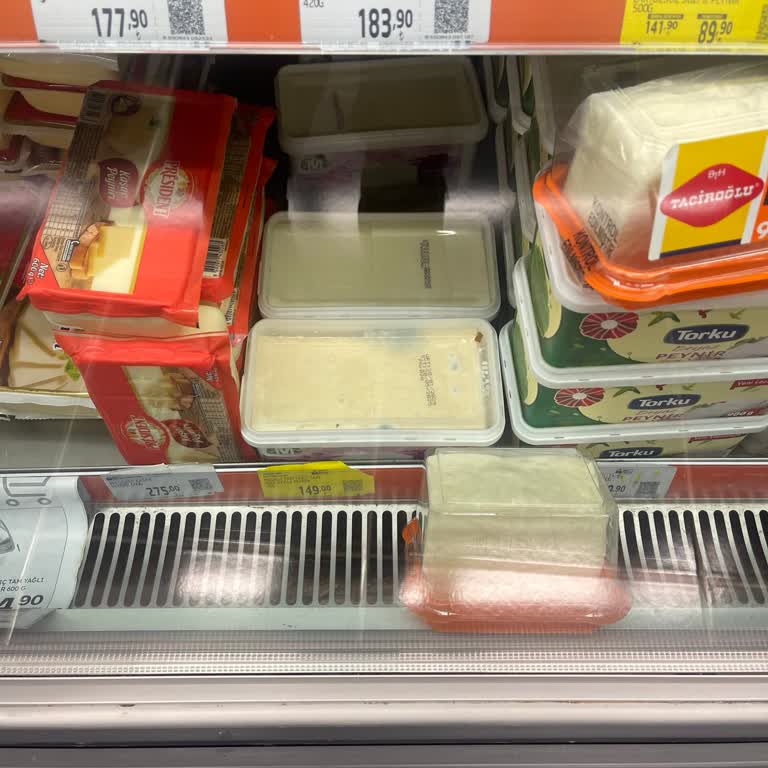 Küflü Peynir Ve Kötü Hizmet Deneyimi