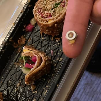 Çiğköftenin İçinden Somon Vida Çıktı, Dişim Kırılacaktı