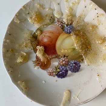 Akdamar Peynircilik'ten Aldığımız Bal Ful Karıncalı Çıktı