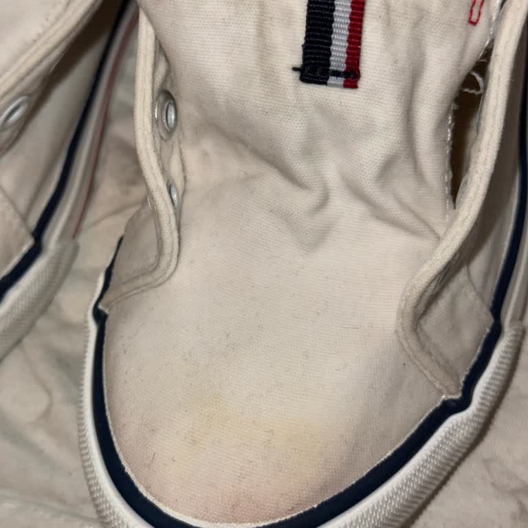 Ayakkabıda Beklenmedik Sararma Sorunu