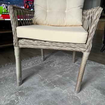 Vivense Showroom'da Hayal Kırıklığı: Yamuk Bahçe Takımı