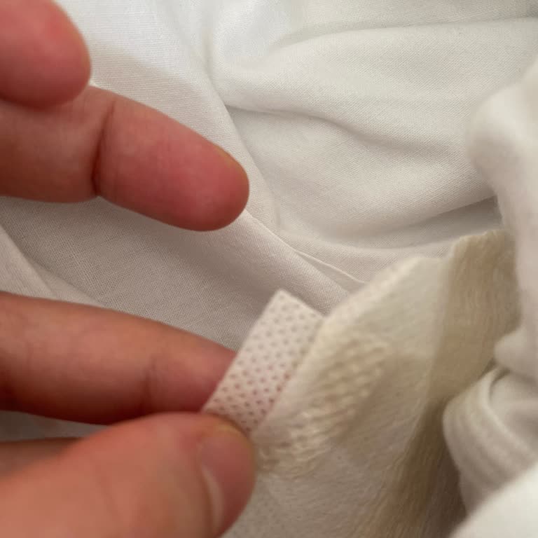 Sleepy Bebek Bezlerinde Cırt Cırt Eksikliği Ve Siyah Noktalar