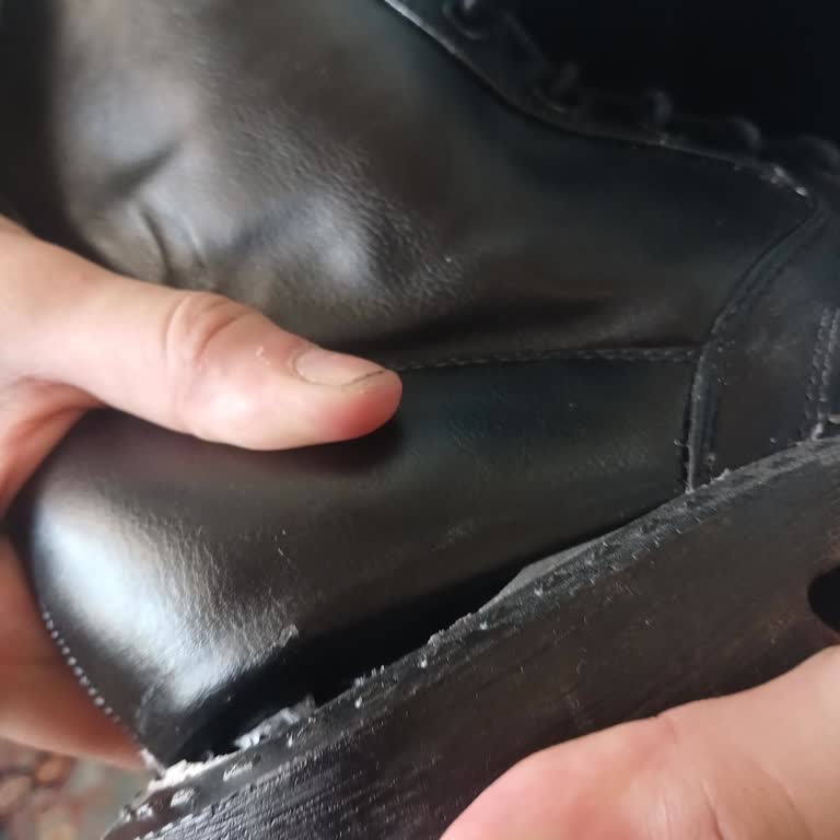 Cz London Mağazasından Alınan Botun İlk Gün Sorunu Ve İlgisiz Müşteri Hizmetleri