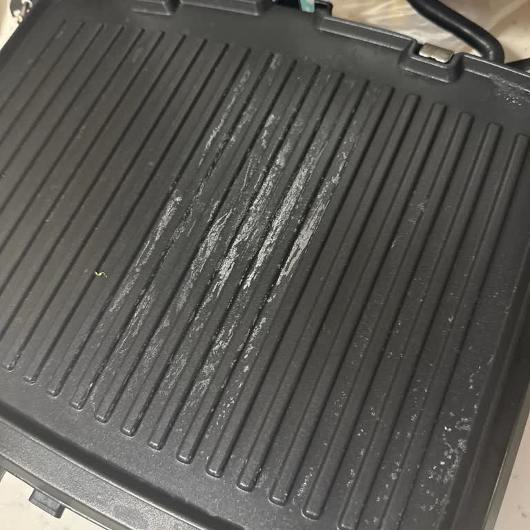 Tost Makinesi Plakasındaki Hızlı Deformasyon Hayal Kırıklığı Yarattı