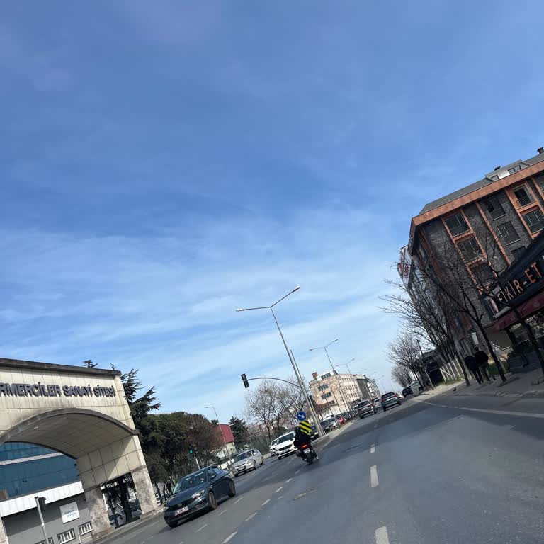 Beylikdüzü Şubesi'nde Uzun Bekleme Ve İlgisizlik