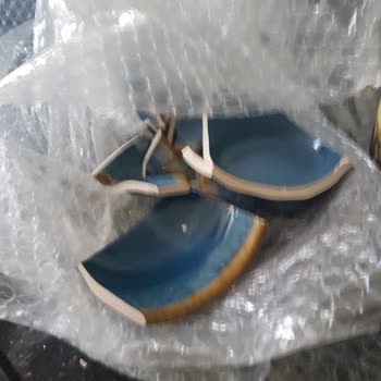 Özensiz Paketleme Ve Ulaşılamayan Müşteri Hizmetleri
