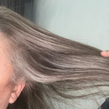 Renkli Saç Kabusu: Beklentiler Ve Gerçekler Arasında