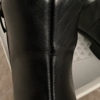 Ayakkabı Dünyası'nda Garanti Sorunu Ve Müşteri Mağduriyeti