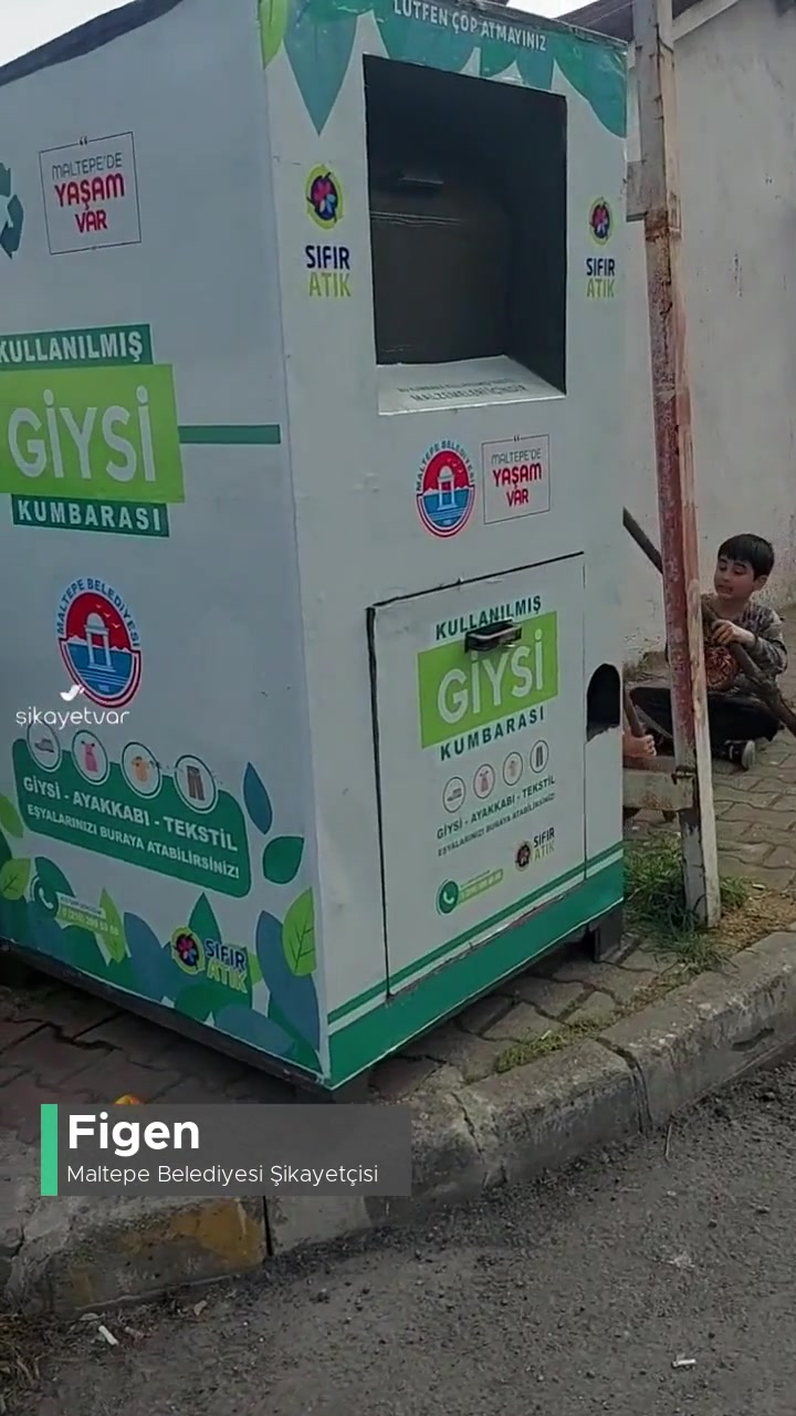 Maltepe Belediyesi Giysi Kumbarasının Mantıksız Yerleşimi videonun kapak resmi