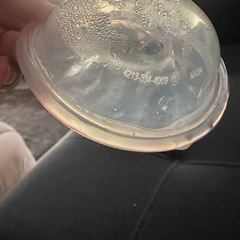 Göğüs Kalkanı Sütü Tutmuyor