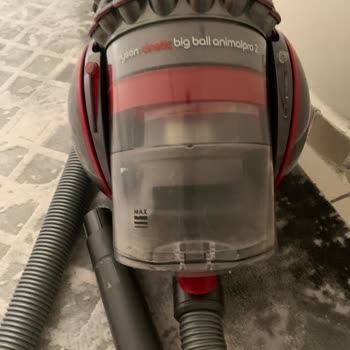 Dyson Süpürgemin Parçaları Beklenenden Hızlı Bozuldu