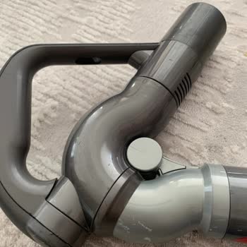 Dyson Süpürgemin Parçaları Beklenenden Hızlı Bozuldu