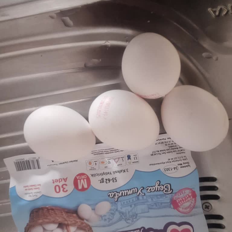 Yanlış Paketleme Ve Küçük Boyutlu Yumurtalar