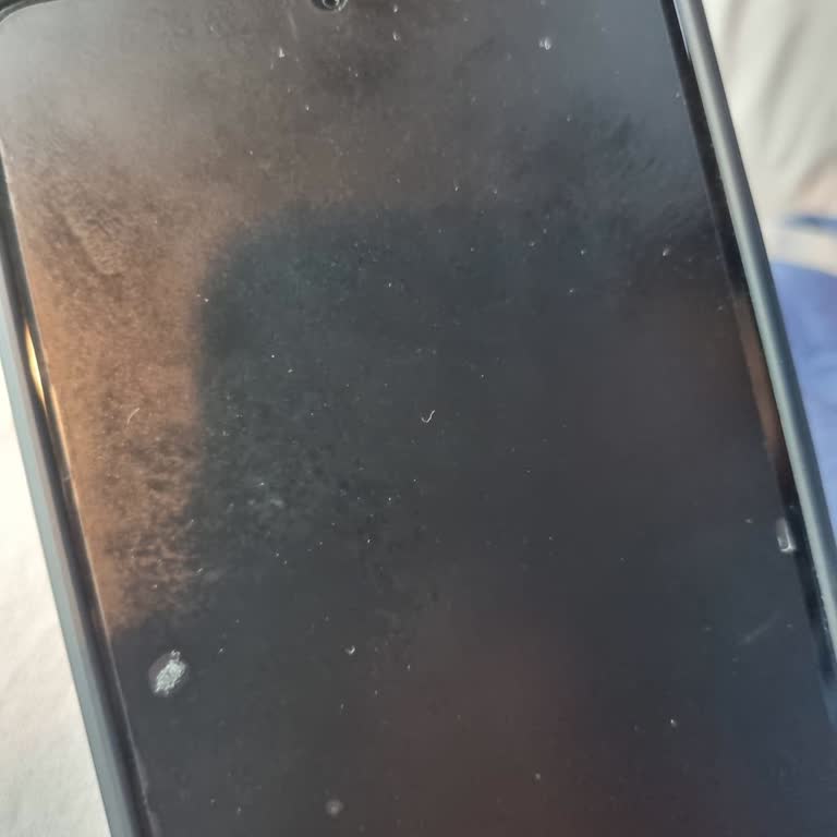 Xiaomi Mağazasında Hayal Kırıklığı: Cam Filmi Sorunu