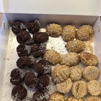 Petek Pastanesi (İskenderun) Yanlış Sipariş Ve İlgisiz Müşteri Hizmetleri Deneyimi