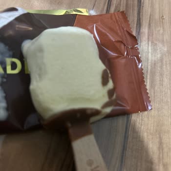 Magnum Mini Dondurma İçinden Pütürlü Şeyler Çıktı