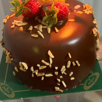 Yanıltıcı Pasta Siparişi Ve Hayal Kırıklığı