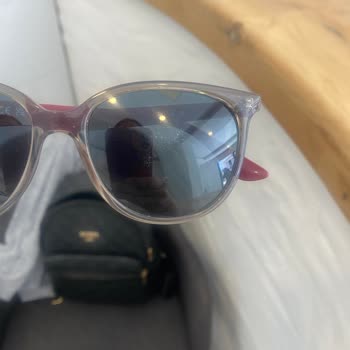 Sunglass Hut Rayban Güneş Gözlüğünde Hayal Kırıklığı: Polarize Cam Sorunu
