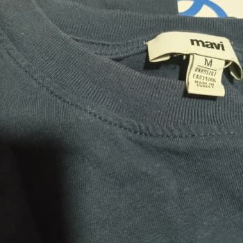 Mavi'den Aldığım Tişörtün Rengi Hızla Soldu