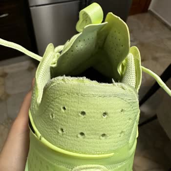 Nike Sneaks Up Ayakkabılarında Kalite Problemi