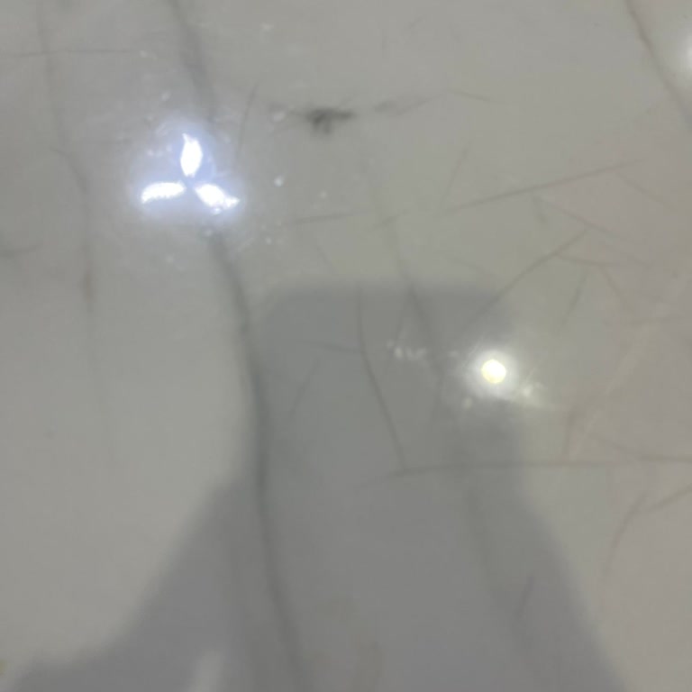 Garanti Kapsamında Olmayan Çatlaklar Ve İlgisiz Müşteri Hizmetleri