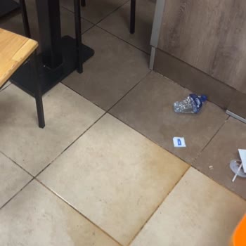 Burger King'de Hijyen Ve Hizmet Sorunları!