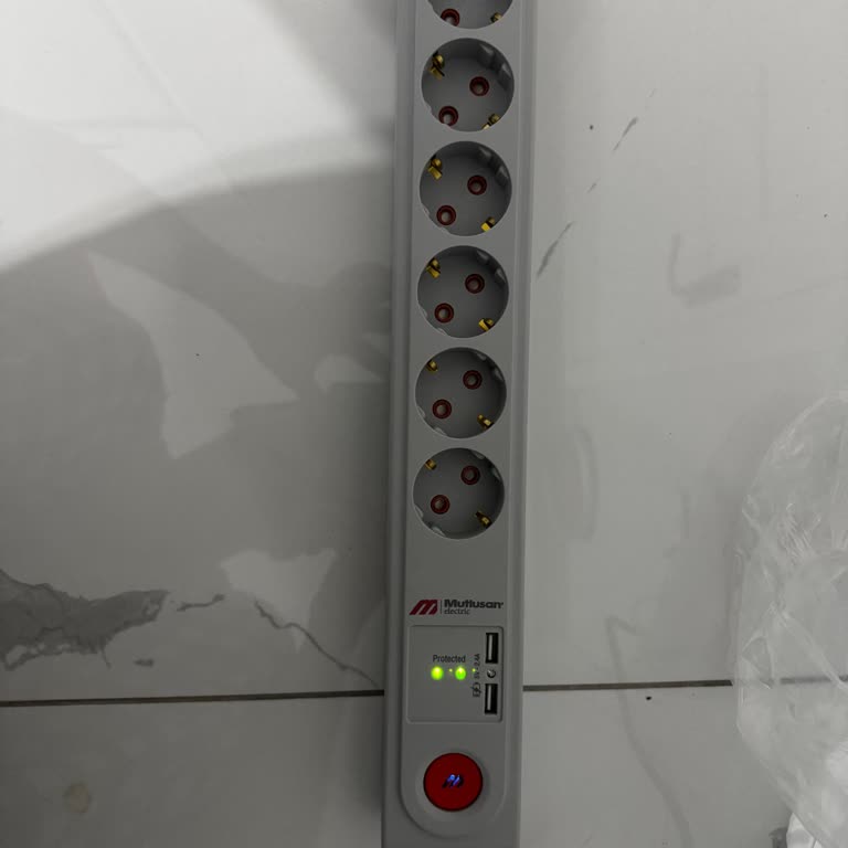 Mutlusan Ri-tech USB Girişleri Çalışmıyor: Hayal Kırıklığı