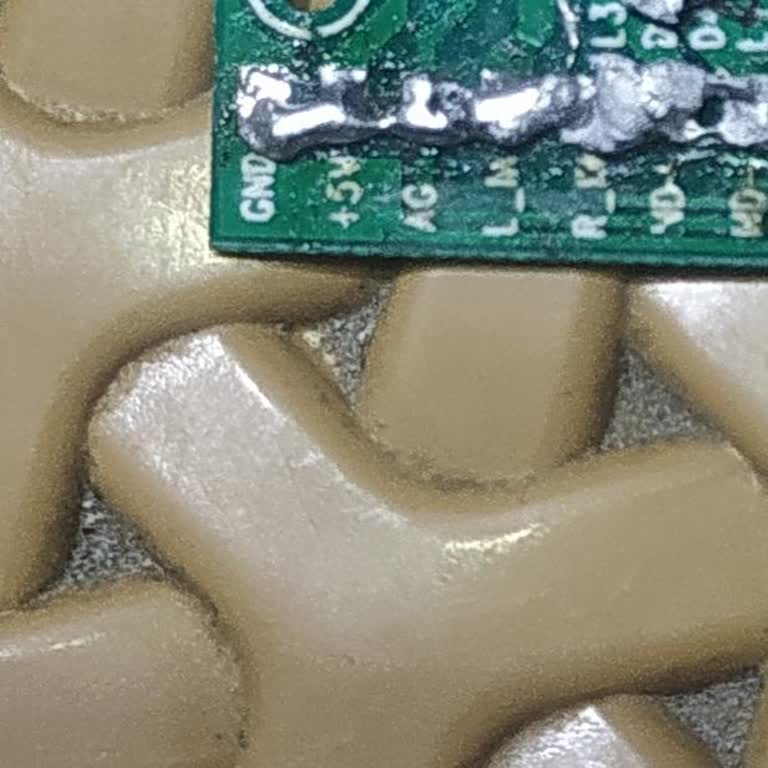 Kopuk Kablolarla Başım Dertte