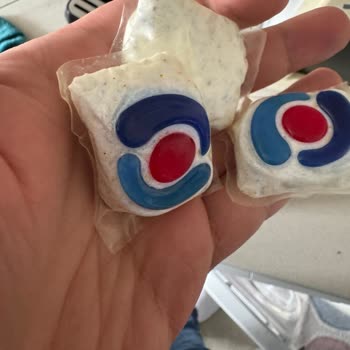 Tarihi Geçmiş Ürün Şoku: A101'den Aldığım Deterjan Çürümüş Çıktı!