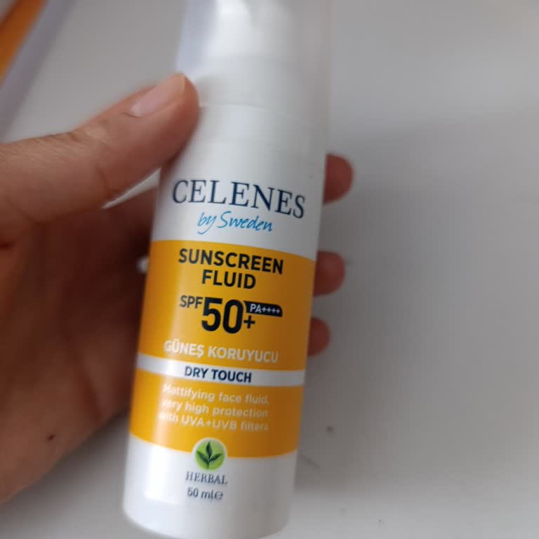 Celenes Güneş Kremi: Pütürlü Yapı Ve Yanma Hissi Sorunu