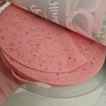 Maret Hindi Salamında Küflenme Skandalı: Acil Açıklama Ve Çözüm Bekleniyor