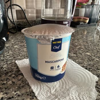 Son Kullanma Tarihi Gelmeden Şişen Mascarpone Peyniri