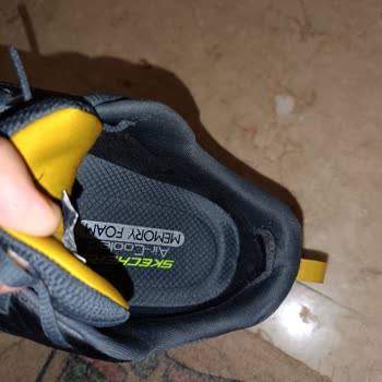 Skechers Ayakkabıları: Yüksek Fiyat, Düşük Dayanıklılık