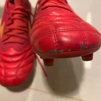 Кожаная обувь Mizuno Morelia Neo 4 изнашивается