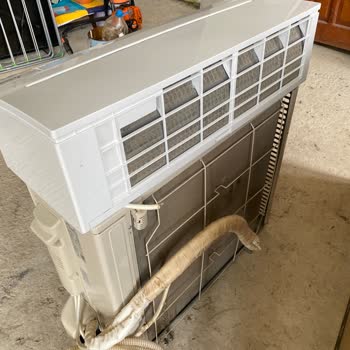 Deprem Bölgesinde Hizmet Eksikliği Ve Yüksek Ücret Talebi