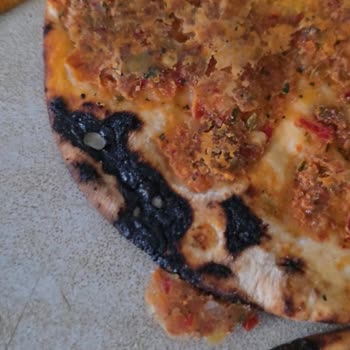 Yanmış Fındık Lahmacunlar: Sağlığımız Tehlikede