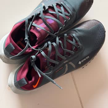 Nike Ayakkabılarında Rahatsız Edici Sıkma Sorunu