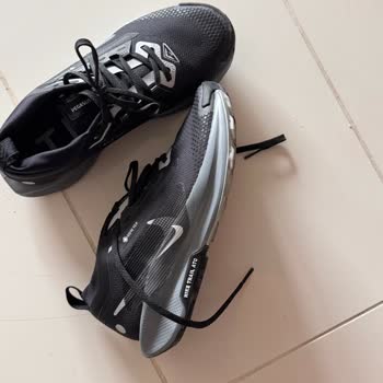 Nike Ayakkabılarında Rahatsız Edici Sıkma Sorunu