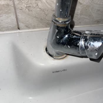 ECA Armatürlerinde Kalite Sorunu: Çatlayan Bilezikler