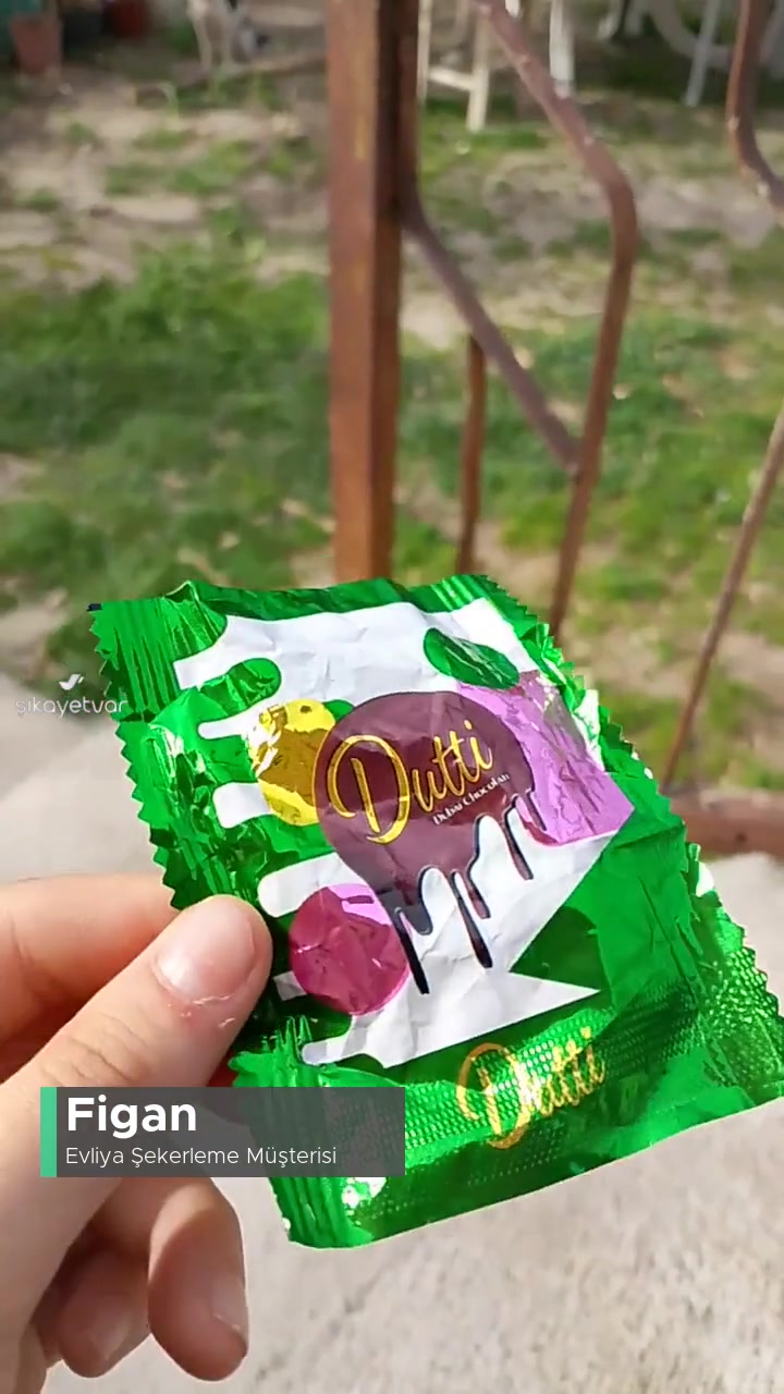 Evliya Çikolatanın İçi Boş! videonun kapak resmi