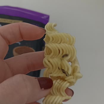 Banetti Noodle Paketinde Şüpheli Durum