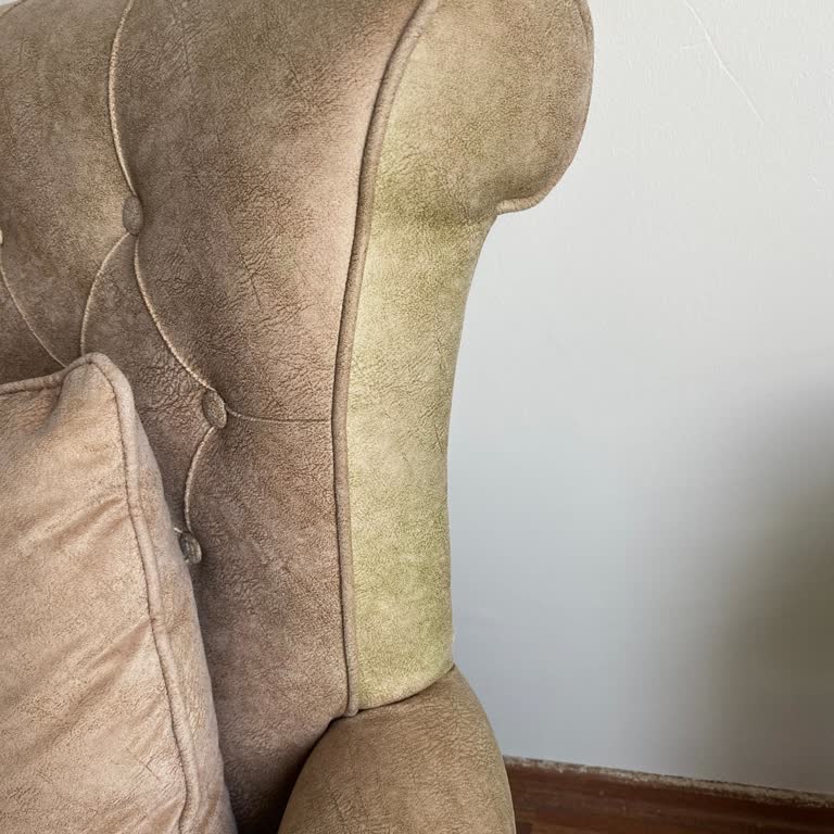 Valentino Koltuk Takımının Kumaşı Yeşillendi