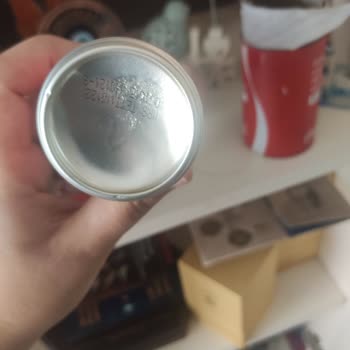 Koleksiyon Ürünlerime Zarar Veren Patlayan Kutu Kola