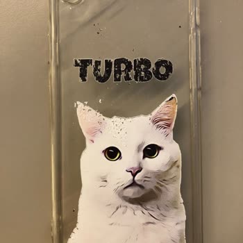 Piccely Kalitesiz Kılıf Ve İletişim Sorunu