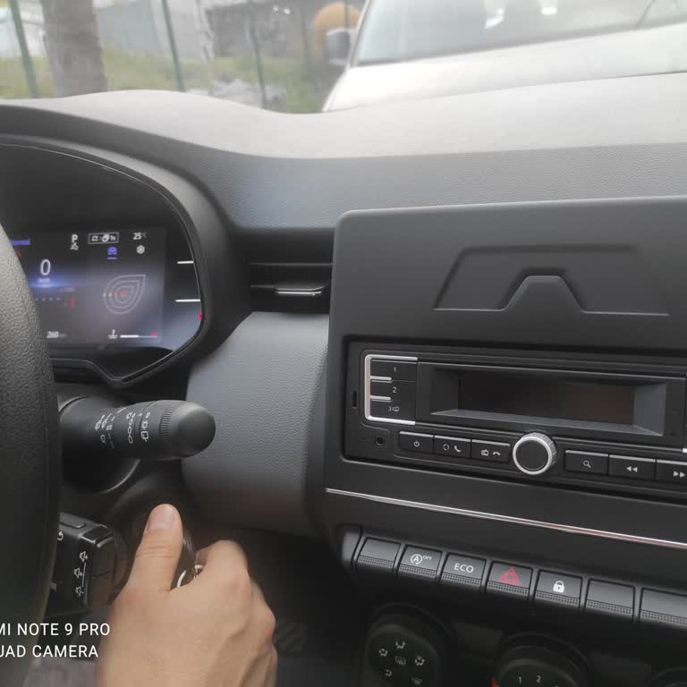 Yeni Aracımda Sürekli Teyp Arızası