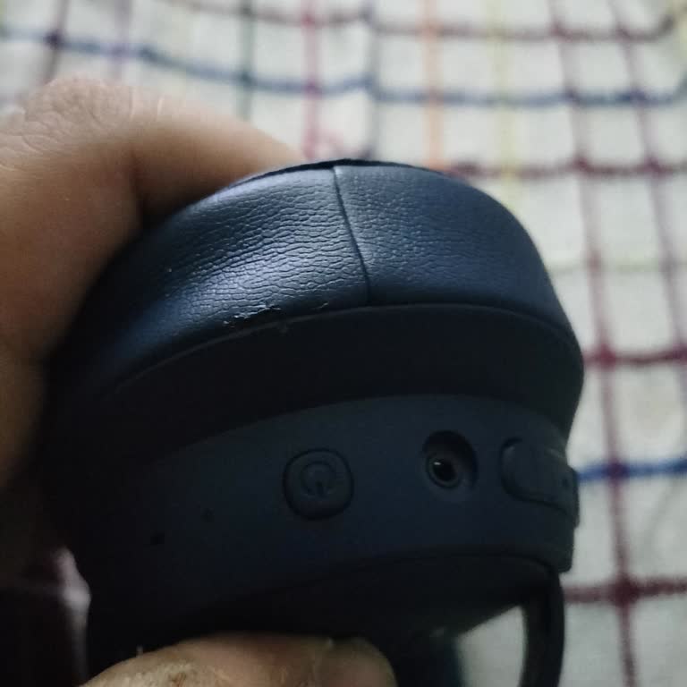 JBL 720 Bt Kulaklıkta Açma-Kapama Tuşu Sorunu