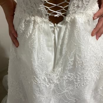 Arya Sposa Mağazasında Hayal Kırıklığı: Gelinlik Teslimatında Sorunlar