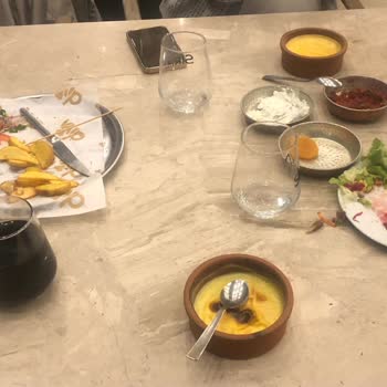 İftarda Yetersiz Hizmet Ve Eksik Tatlı Deneyimi