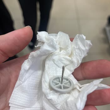 Mağazada Güvenlik Alarmı Kazası Ve Saygısız Hizmet