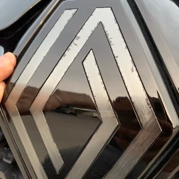 Renault Clio'da Nikelaj Soyulması Ve Klima Gürültüsü Sorunu